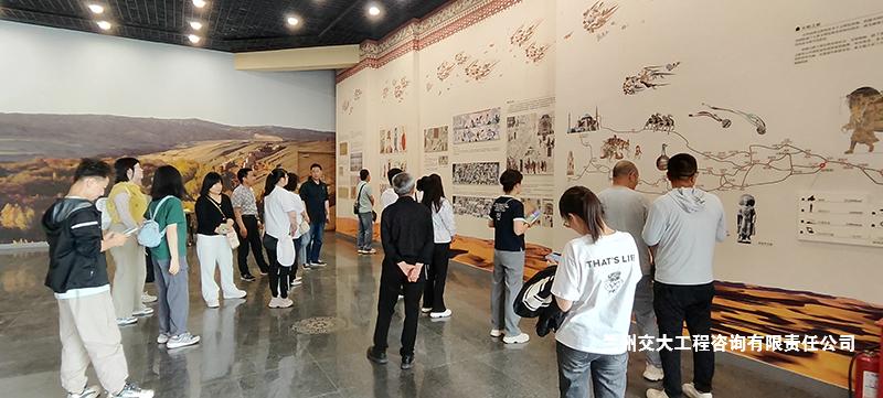 黨支部赴蘭州敦煌藝術館開展主題黨日活動-2改.jpg